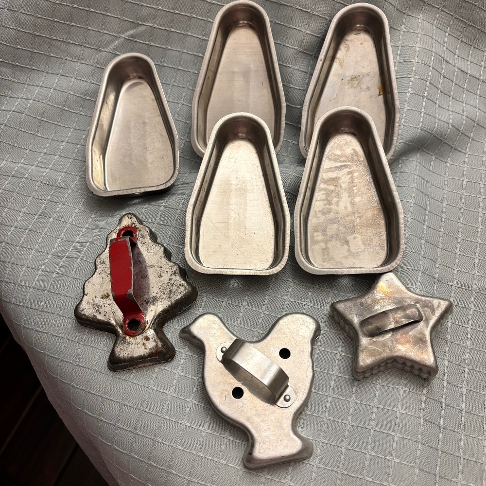 Lot of Vintage Aluminum Cookie Cutters and Frozen Treat Molds